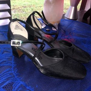 4/$15🤑PM Collection Dress Heels